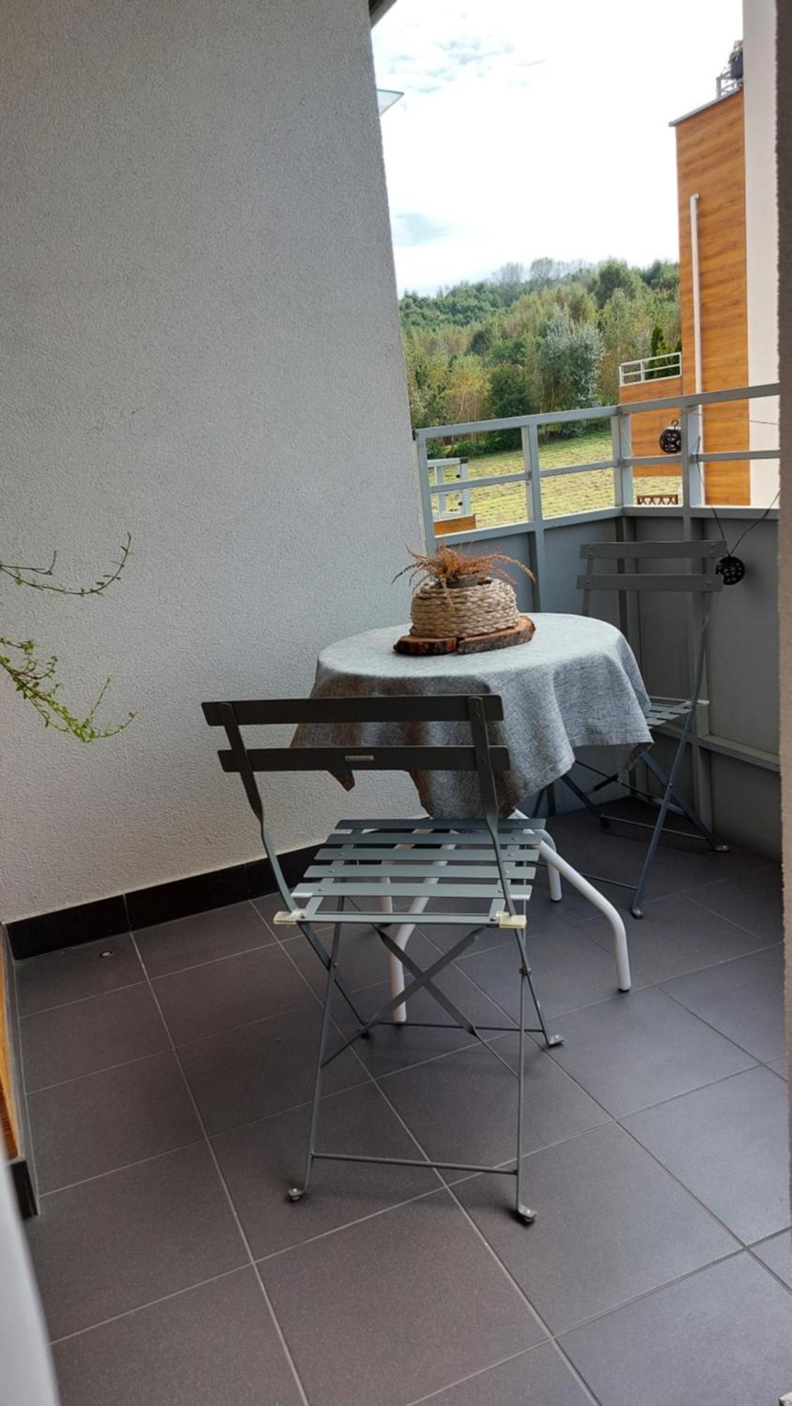 Apartament Black&White Rzeszow Bagian luar foto